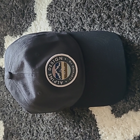 Alpine Design gray hat - Picture 1 of 4